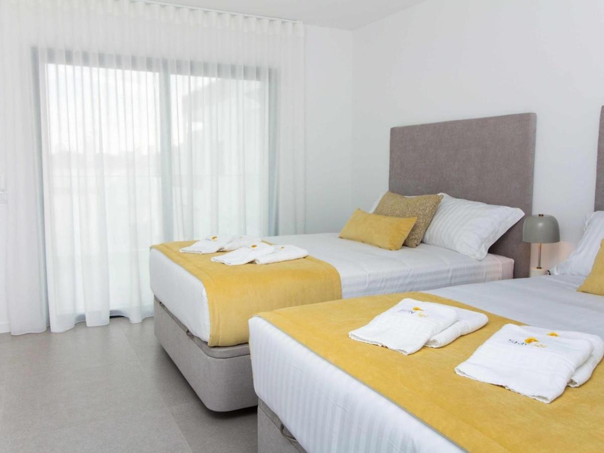 Panoramic N Apartment - Rooftop Pool & Sea View & Bbq